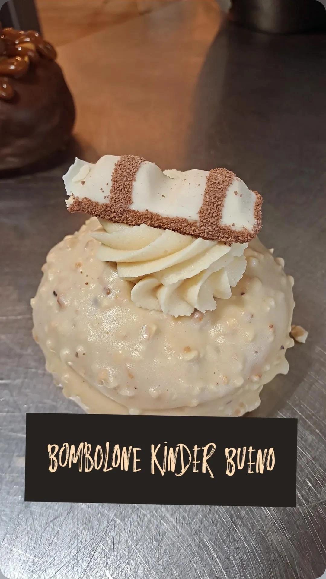Bombolone Kinder Bueno